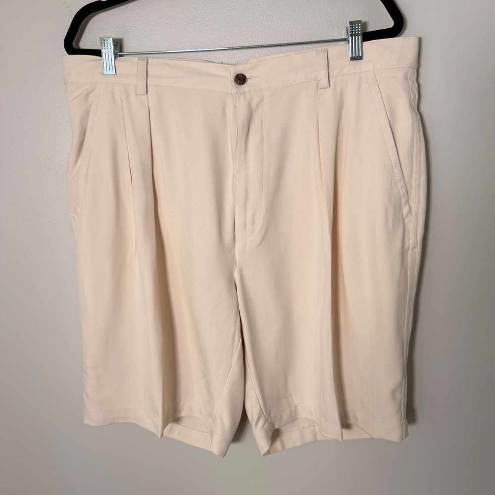 Tommy Bahama Silk Pleated Vintage Shorts (38) Khaki Beige Resort Golf Relax - Picture 2 of 14